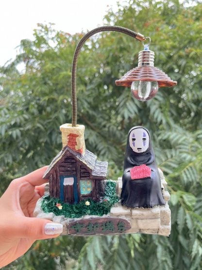 Lonley Spirit House Lamp
