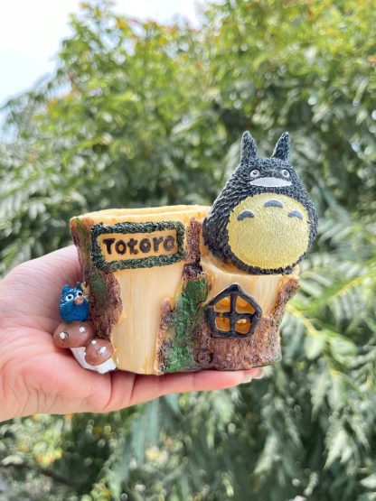 Forest Spirit Pen Stand : Ver A