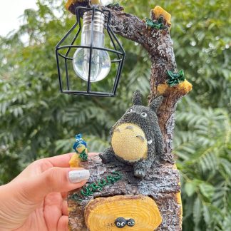 Forest Spirit Tree Lamp : Ver A